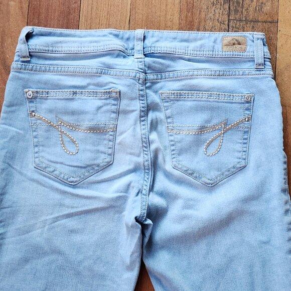 Jordache Light Wash Skinny Jeans Size 4 - Picture 13 of 16